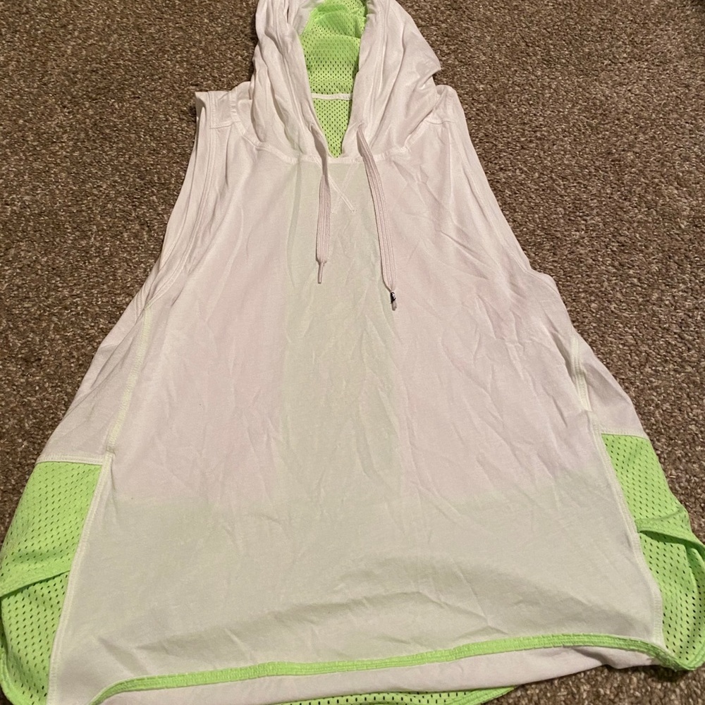 under Armour sleeveless hoodie